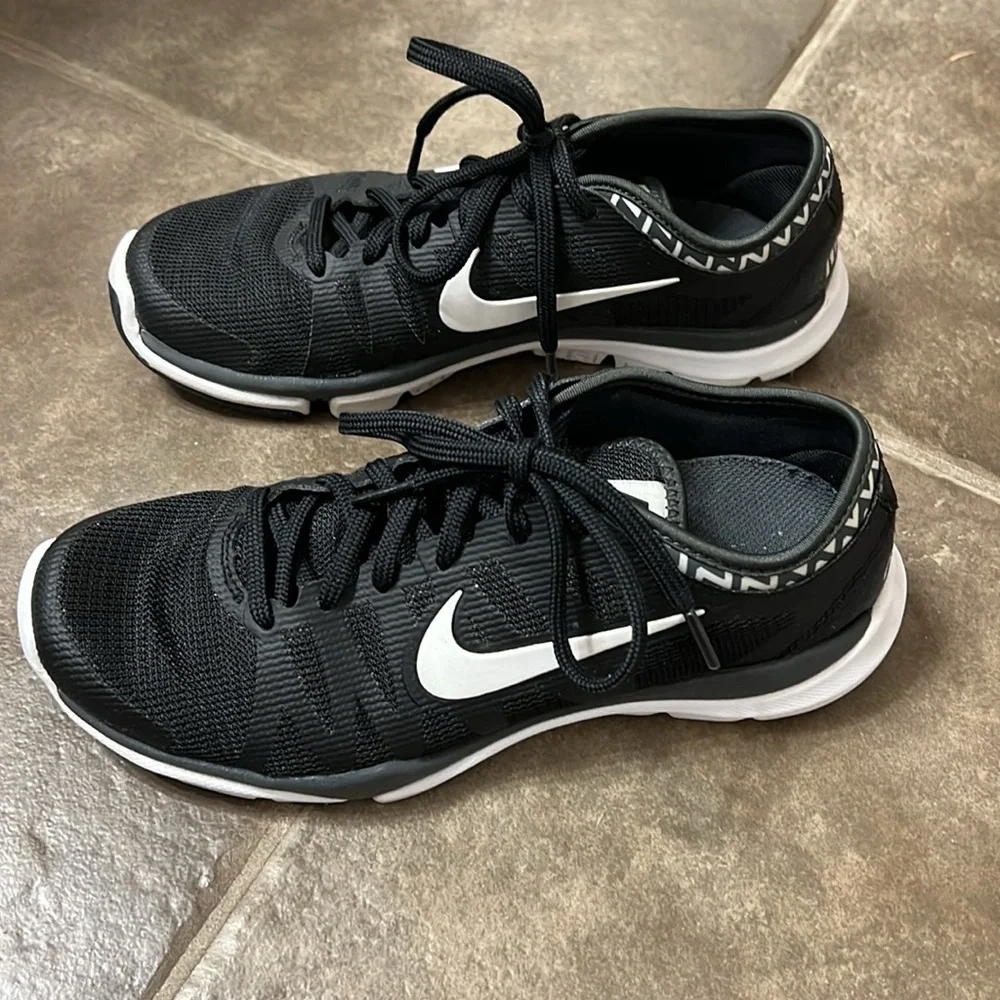 Nike Flex Supreme TR3 black and white - Picture 2 of 6